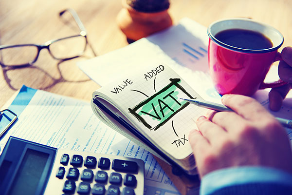 VAT refunds when a customer goes bust or refuses to pay